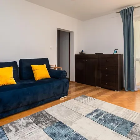 Apartmán Sucharskiego Comfort By Bookinghost