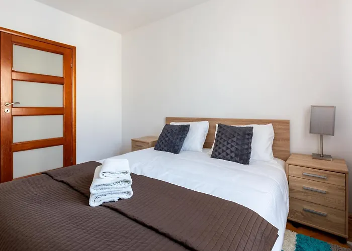 Sucharskiego Comfort By Bookinghost דירה