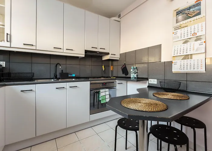 Sucharskiego Comfort By Bookinghost * גדינייה